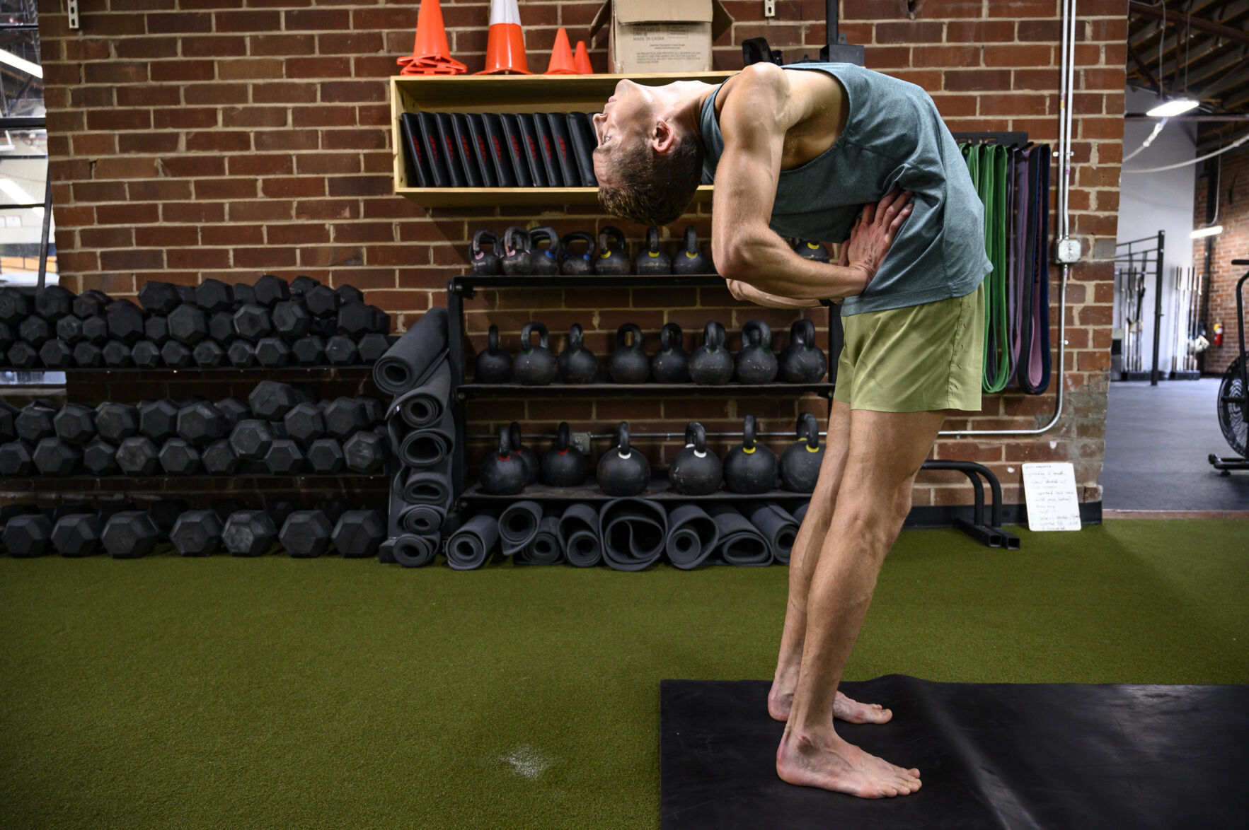 dustin yoga 0017.jpg